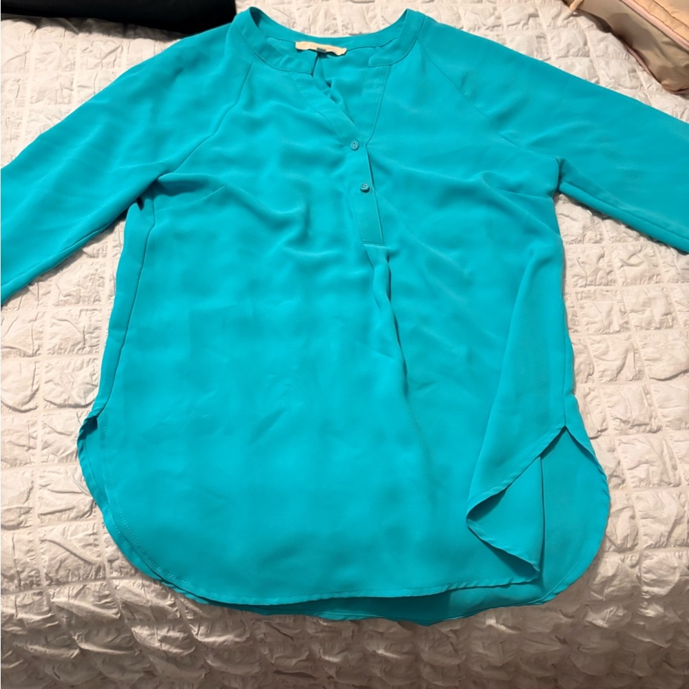 41 Hawthorn Aqua Button-Front Blouse